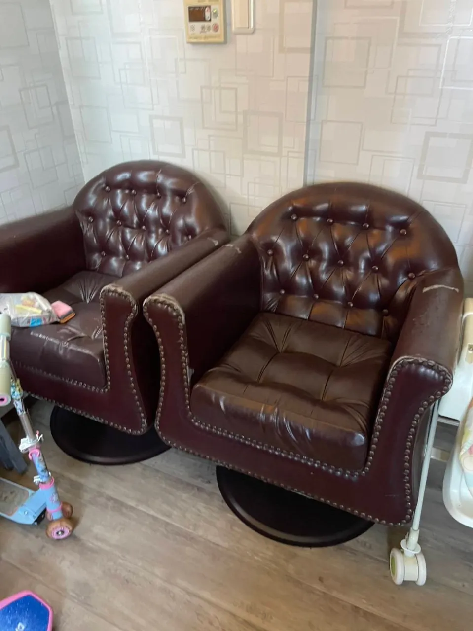 ソファーの回収、お任せください!🛋️